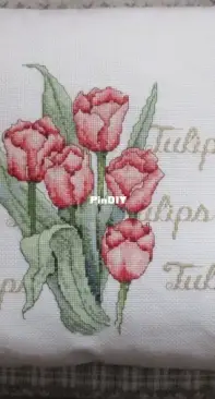 BobbiG -- Tulips pillow