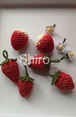 Crochet strawberries