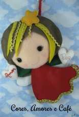 cores, Amores e Cafés - Anjo de Natal / Christmas Angel Felt Pattern - Portuguese - free