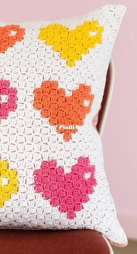 Haak maar Raak - Kirsten Ballering - 8-Bit love C2C Pillow - Free