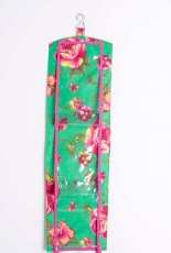 Luciana Jaber - Holder for Door - Portuguese