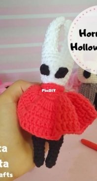 Raccoon Crafts - Gabriela Vasques - Hornet de Hollow Knight - Portuguese - Free