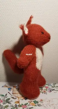 squirrel with soft yarn - Gypsycream