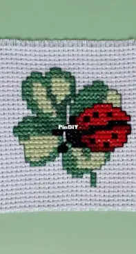 Cross stitch card ladybug / mariquita / Marienkäfer