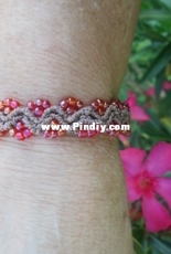 macrame bracelet with pearls