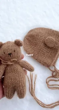 Newborn set: bear bonnet and bear toy