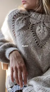 Chunky Dahlia Sweater - Lene Holme Samsøe - English