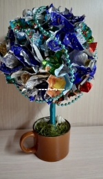 Topiary from candy wrappers