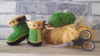 Crochet baby booties