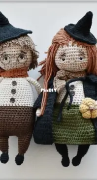 Straw Animals - Julia / Juliya Ustimenko - Wizards