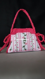 Needle holder