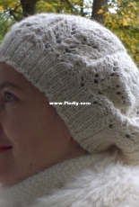 Warm Snowflake Slouchy Hat by Maria Petikhina - English, Russian - Free