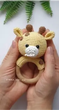 Toys by Inna Chi - Inna Chi Hm - Inna Chibinova - Chybinova - Giraffe Rattle