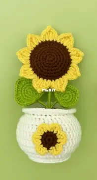 Lily Sugar'n Cream Too Cute Tulip Crochet Pot Holder Pattern