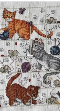 Cat wall hanging