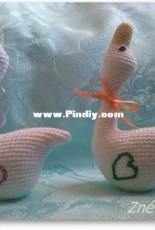 Mrs Emonessy - Vanessa Emond - Goose - Liba - Hungarian - Translated
