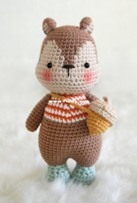 Big Bebez - Yun Young Lee - Squirrel