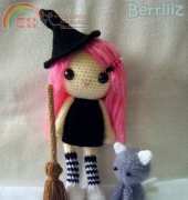Berriiiz - Tapanee Chaovanavatee - Little Witch and Fuzzy Kitten