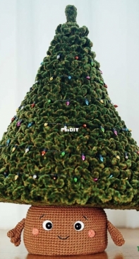 Mumigurumi - Masha Danilova - Giant Christmas Tree - Free