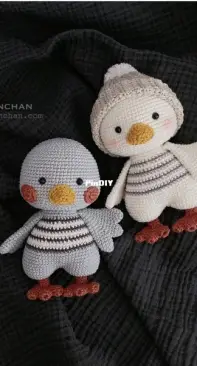 Hainchan Design - Hanh Tran - Nora The Little Duck