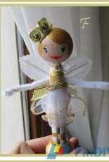 clothepin doll gold