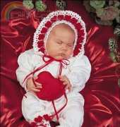 House of White Birches EAC0641 - Sandra Abbate - Little Sweetheart Bonnet and Booties - 2000