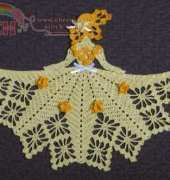 Crochet Memories 0522- Cylinda Mathews- Ms Daffodil Crinoline Girl Doily