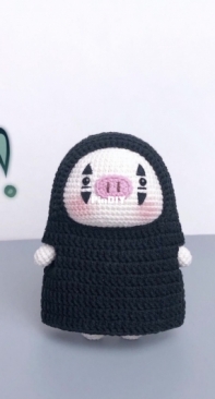 Jennie Dolly - Trần Hà Chi - The No Face Pig