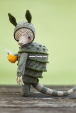 Grannys Crochet Hook - Masha Yarkova - Ross the holiday Armadillo - Russian