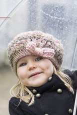 Mon Petit Four - Puff stitch hat with bow - Free