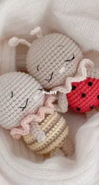 Melealine - Valérie Briançon - Chouquette the sweet Ladybug and Melia the cute little Bee
