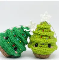 Hello Yellow Yarn - MJ Carlos -  Christmas Tree Amigurumi - Free