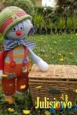 Julisiowo - Julio Toys - Monika Miszczuk - Crochet Doll Clown Luis - Spanish