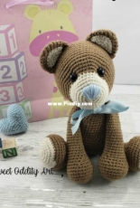Sweet Oddity Art - Carolyne Brodie - Barnie the bear crochet pattern