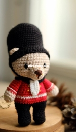 Irissesile - Cecilia - Beary the London Bear