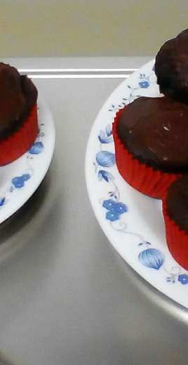 Chocolate frosted cupcakes for Fathers Day