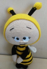 havva designs - havva unlu - bonnie with bee costume