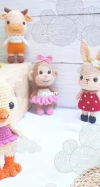 Min Handmade - Crochet Doll Set 2 Zodiac - Portuguese - Translated
