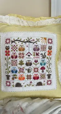 Jardin Prive Patchwork Aux Chouettes on cushion cover