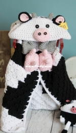 MJs Off The Hook Designs - Michelle Moore - Hooded Cow Blanket