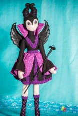 Eduk Sumário Moldes Bonecas de pano estilo oriental: bruxas e princesas Oriental style cloth dolls:witches and princesses, Portugues