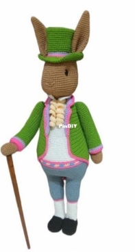 Crafty genes Indonesia - Sofie Julien Versluys - Elias the Easter Bunny