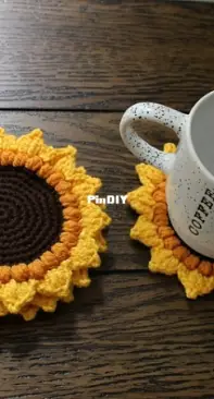 Gracies Petals and Bows - Erica Townsend - Sunflower Cup Coasters - Free