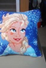 Elsa from Frozen by Vervaco