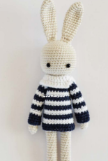 Crochet Objet - Mo Malron - Angie Bunny and Striped Turtleneck Dress - Portuguese - Translated
