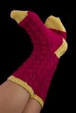 Berry Lace Socks (Cuff Down) by Qianer Huang