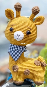 BiBiBonBon Craft - Do Phuong Dung - Captain the Giraffe  - Capitão Girafa - Portuguese - Translated
