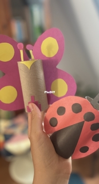 Easy toilet paper roll bugs