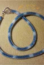 Bead crochet necklace
