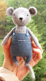 Little Owlet pattern - Crochet mouse